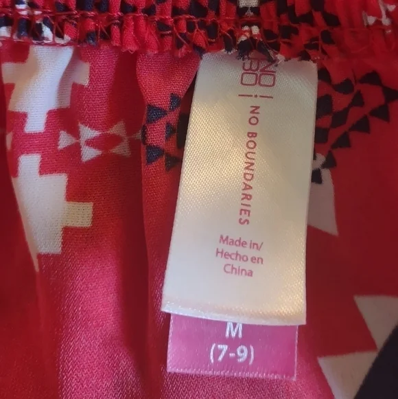 No Boundaries Women's size medium (7-9) Red And white blouse shirt top - Picture 6 of 6